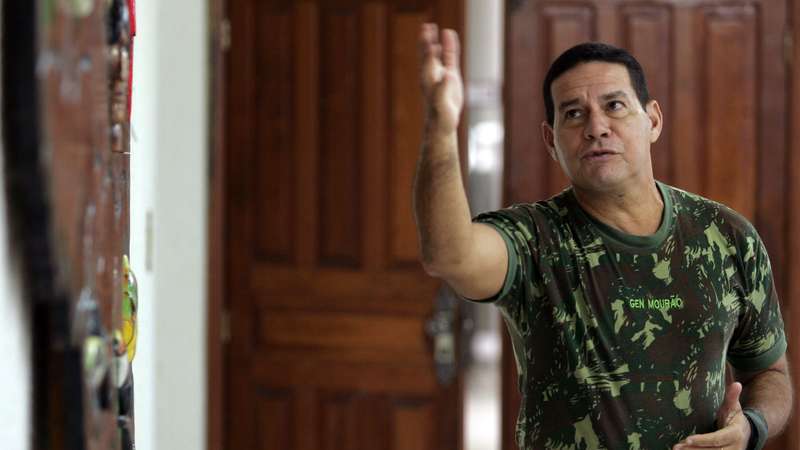 Vicepresidente brasilero electo asegura que "el régimen de Maduro caerá por sí solo "