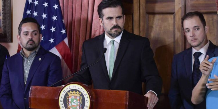 Gobernador de Puerto Rico sopesa su dimisión tras las numerosas protestas