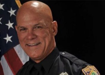 Designan avenida de Miami-Dade como "Sargento Larry E. Marrero Drive"