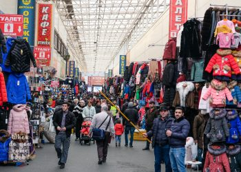 Se desarrolla mercado para cubanos que viajan a Rusia a comprar para revender en la Isla