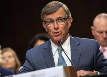 Trump nombró a Joseph Maguire como Director Nacional interino de Inteligencia