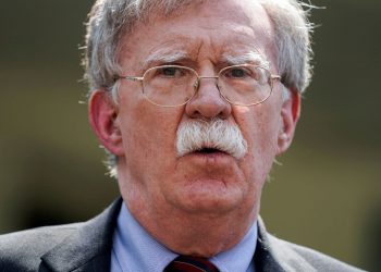 Bolton señala que EEUU apoyará un "brexit" sin acuerdo