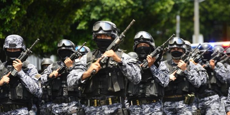 ¿Por qué Nayib Bukele ha conseguido reducir los homicidios en solo unos meses en El Salvador?