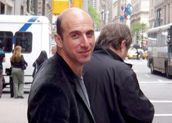 FBI investiga por lavado a ex socio del secretario privado de los Kirchner