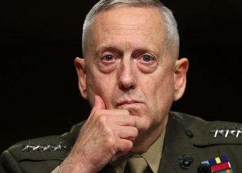 Exsecretario de Defensa criticó política exterior de la administración Trump