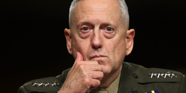 Exsecretario de Defensa criticó política exterior de la administración Trump