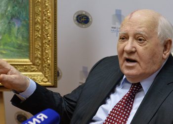 Mijail Gorbachov predice que "Estados Unidos hará que la política mundial sea impredecible y caótica"