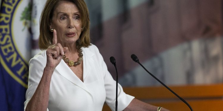 Demócratas piden a republicanos que consideren la legislación sobre armas