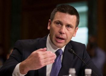 Gobierno de Trump anunció regla que mantiene a niños indocumentados detenidos indefinidamente