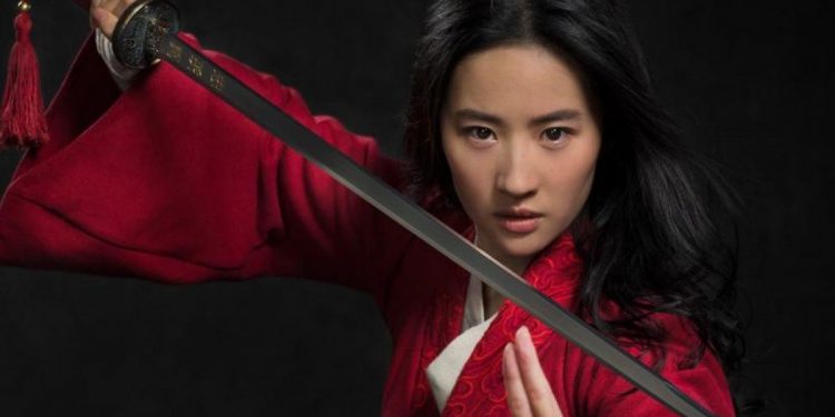 Usuarios insisten en boicotear al protagonista de "Mulan" tras manifestar su apoyo a la policía de Hong Kong