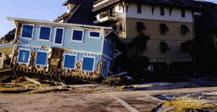 Casas de Florida construidas con códigos antiguos sufrieron más daños durante huracán Michael
