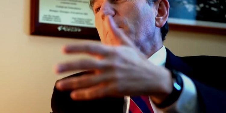 ¿Por qué Putin se acerca a Guaidó? Elliott Abrams despeja la incógnita