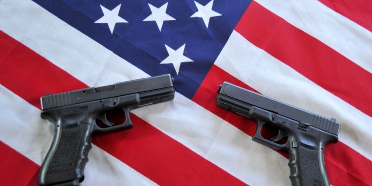 Ley permite incautar armas de personas consideradas peligrosas en Washington