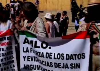 Mexicanos salen a protestar contra el gobierno de López Obrador