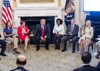 Joven de Florida que fue elogiado por Trump en la Casa Blanca ahora está tras las rejas