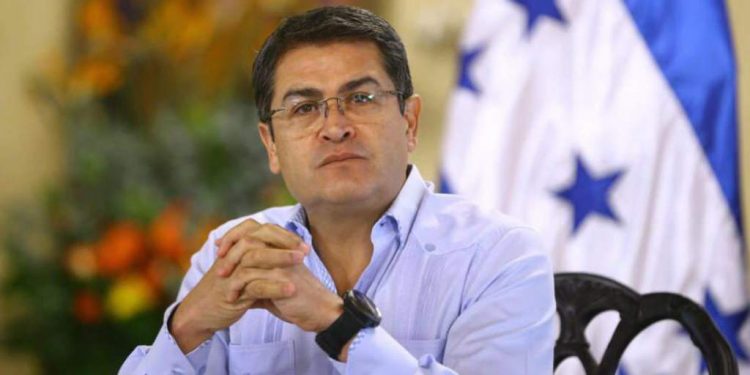 Difícil posición del presidente de Honduras tras condena a su hermano por narcotráfico