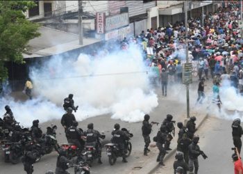 “Patria o muerte”, afirma Evo Morales ante masivas marchas en su contra