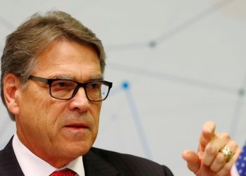 Trump anunció renuncia del secretario de energía de EEUU en plena polémica por caso Ucrania