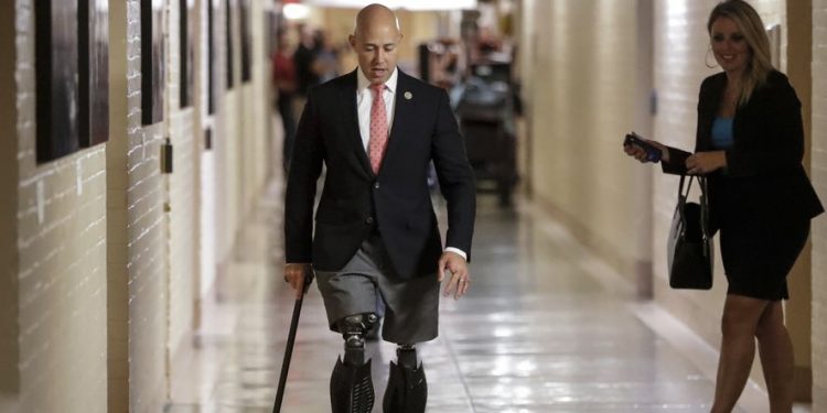 Parlamentario desea una pesquisa sobre suicidios en Centro Médico VA West Palm Beach