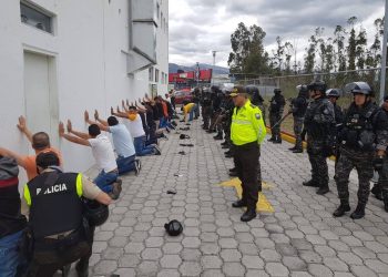 Más de 700 extranjeros detenidos  en Ecuador