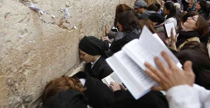 Gantz propicia zona de oración mixta en Muro Occidental