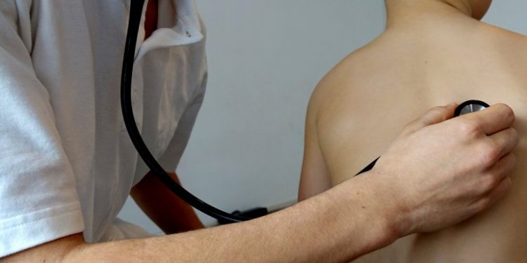 Aumentó número de menores de edad sin seguro médico en Florida
