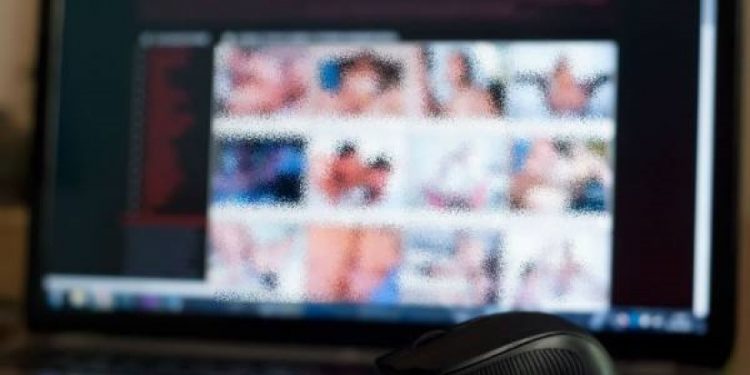Detuvieron a más de 300 personas por pornografía infantil en 38 países