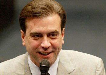 Alex Díaz de la Portilla consigue acaparar escaño en la Comisión de Miami