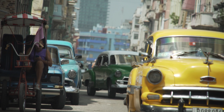 Programa de Reunificación Familiar es rechazado por representantes cubanoamericanos