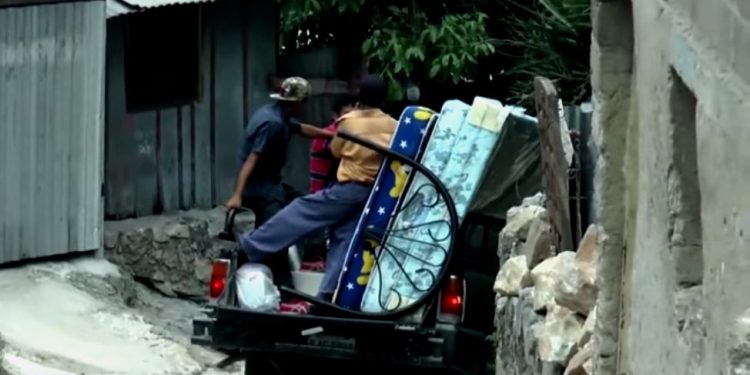 ACNUR revela que en Honduras cerca de 250,000 desplazados huyen por la violencia de pandillas y el narcotráfico