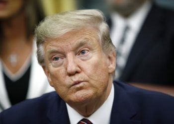 Trump decide donar su salario para el combate contra la adicción a opioides