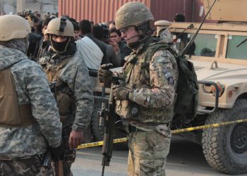 Trump envuelto en nueva polémica: Aprueba indultos a militares por casos de crímenes de guerra