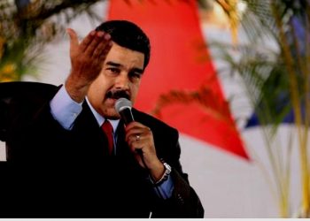 Régimen de Maduro busca que sus proveedores de servicios paguen en efectivo para evadir sanciones de EEUU
