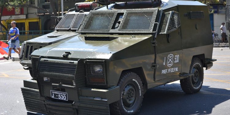 En Chile la oposición persiste en reformar su Constitución