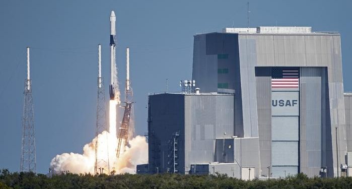 Ley que avala nueva Fuerza Espacial es aprobada por la Cámara Baja de EEUU