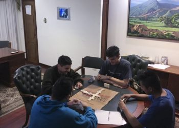 Militares que se rebelaron contra Maduro y estaban en embajada de Panamá confirmaron su salida de Venezuela