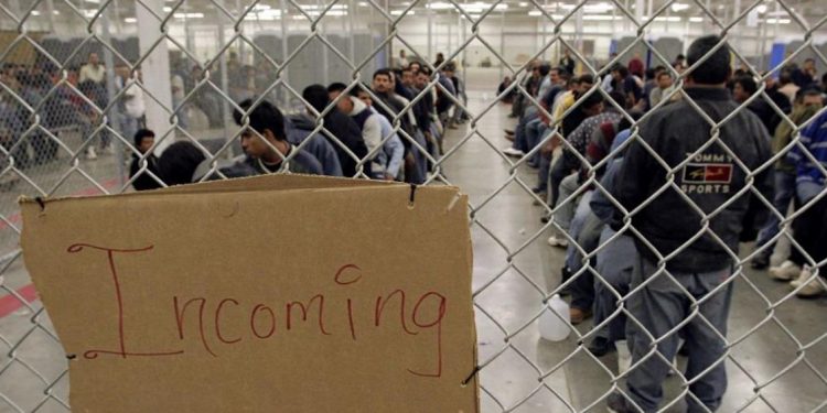 SPLC: Centros de Detención de inmigrantes infringen estándares de arresto