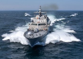 Barco de combate de EEUU  incursionó en aguas venezolanas