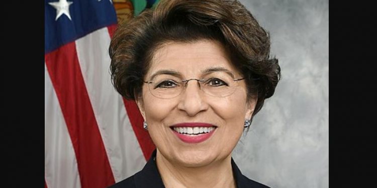 Latina asume el cargo de Administración de Pequeñas Empresas en la Casa Blanca