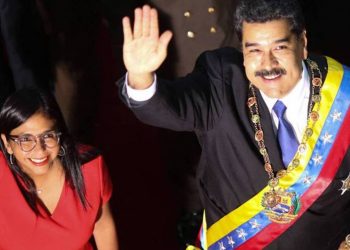 El avión de Delcy también está sancionado