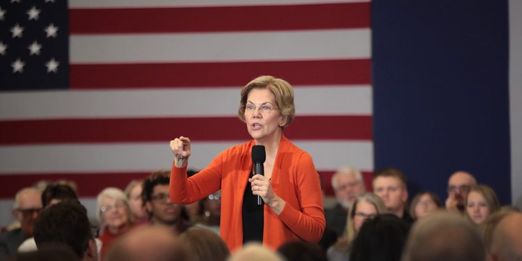 Warren: Estoy decepcionada de que Sanders enviara a sus voluntarios a atacarme