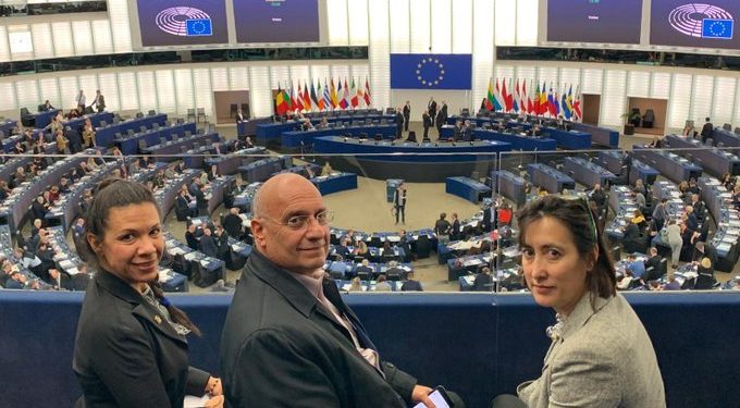 Parlamento Europeo exigió ampliar sanciones contra régimen de Maduro