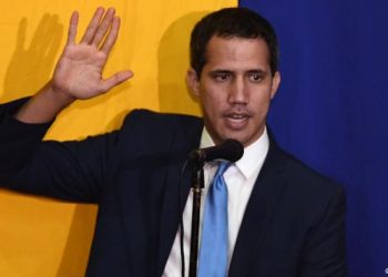 Pese a celada de Maduro: Juan Guaidó reelegido como presidente del Parlamento venezolano