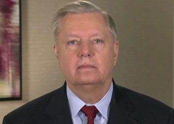 Senador Graham pide que finalice rápido el juicio político contra Trump