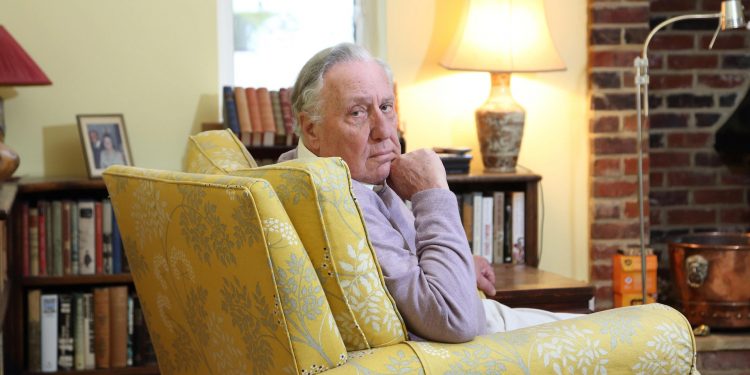 Forsyth retrata a Maduro y a sus aliados en su nueva novela