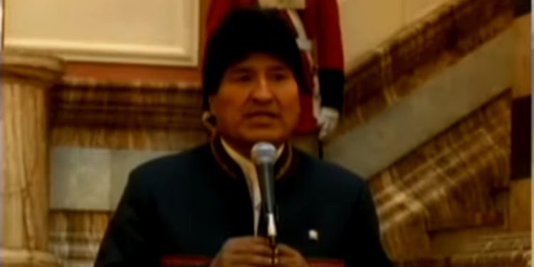 Candidato Mesa pide investigar a Evo Morales por presunto fraude electoral