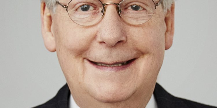 Líder de la mayoría en el Senado aseguró que Donald Trump tiene la absolución asegurada