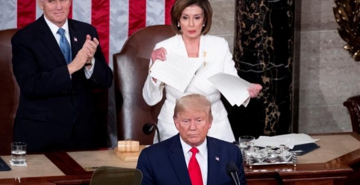 Nancy Pelosi contó por qué rompió el discurso de Donald Trump