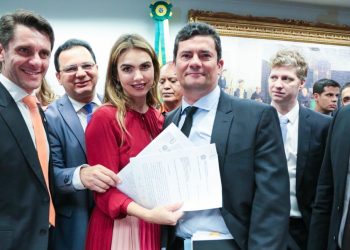 Diputada brasileña proporciona información al FBI de fraude del Partido de los Trabajadores en Cuba