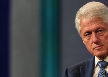Bill Clinton: "No me voy a involucrar en esta primaria"